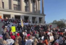 Radical Leftist candidate caught on hot mic uttering an insane statement tennessee capitol